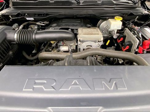 Used 2019 RAM 1500 Laramie image 26