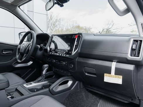 New 2026 Nissan Frontier SV w/ Tow Package AWD/4WD image 29