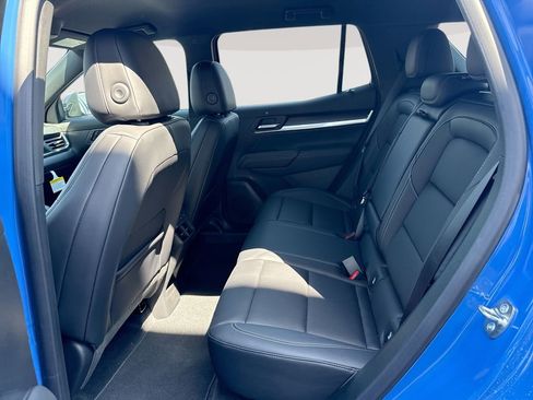 New 2026 GMC Terrain Elevation w/ Elevation Premium Package AWD/4WD image 24