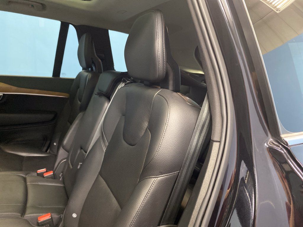 Used 2022 Volvo XC90 T8 Inscription Expression w/ Advanced Package AWD/4WD image 25