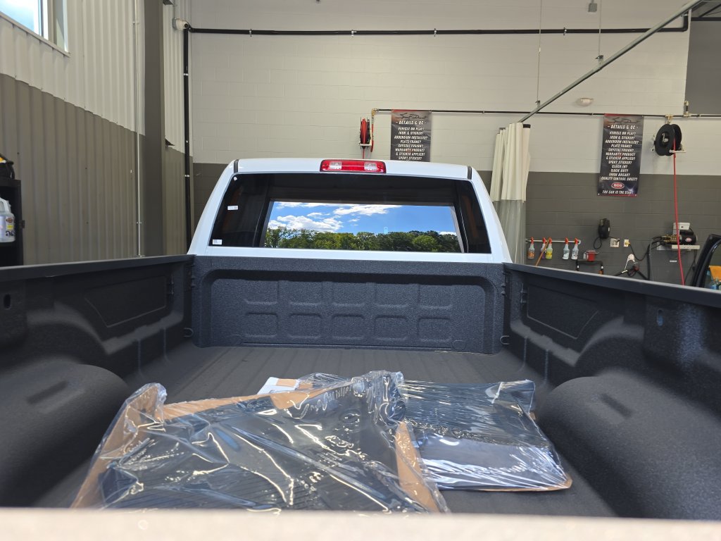 New 2027 RAM 3500 Tradesman w/ Bed Convenience Group AWD/4WD image 13