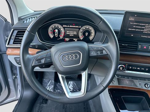 Used 2022 Audi Q5 2.0T Premium Plus image 12
