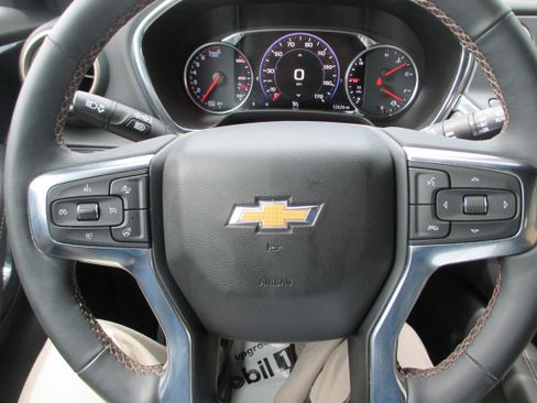 Used 2023 Chevrolet Blazer Premier w/ Enhanced Convenience Package AWD/4WD image 28