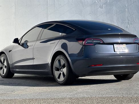 Used 2022 Tesla Model 3 . image 6