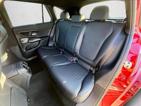Used 2026 Mercedes-Benz GLC 300 image 28