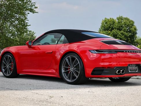 Certified 2024 Porsche 911 Cabriolet image 3