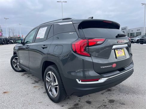 Used 2018 GMC Terrain SLT w/ Preferred Package image 9