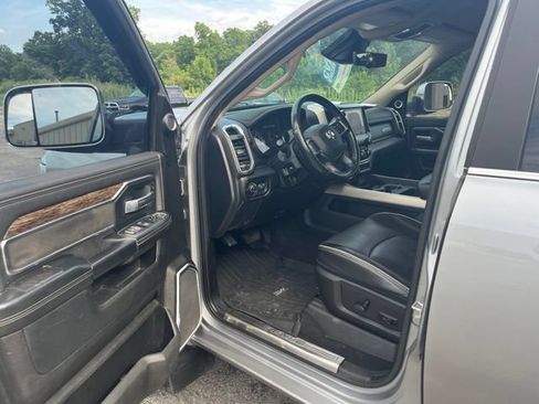 Used 2021 RAM 3500 Laramie AWD/4WD image 11