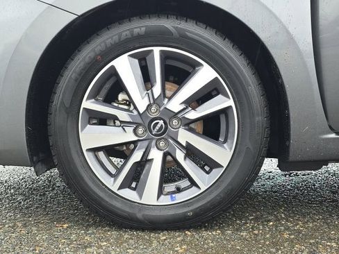 Used 2023 Nissan Versa SV image 23