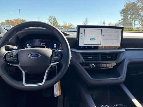 New 2026 Ford Explorer Platinum AWD/4WD image 19