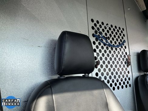 Used 2022 Ford E-Transit 148 High Roof Extended w/ Load Area Protection Package image 43