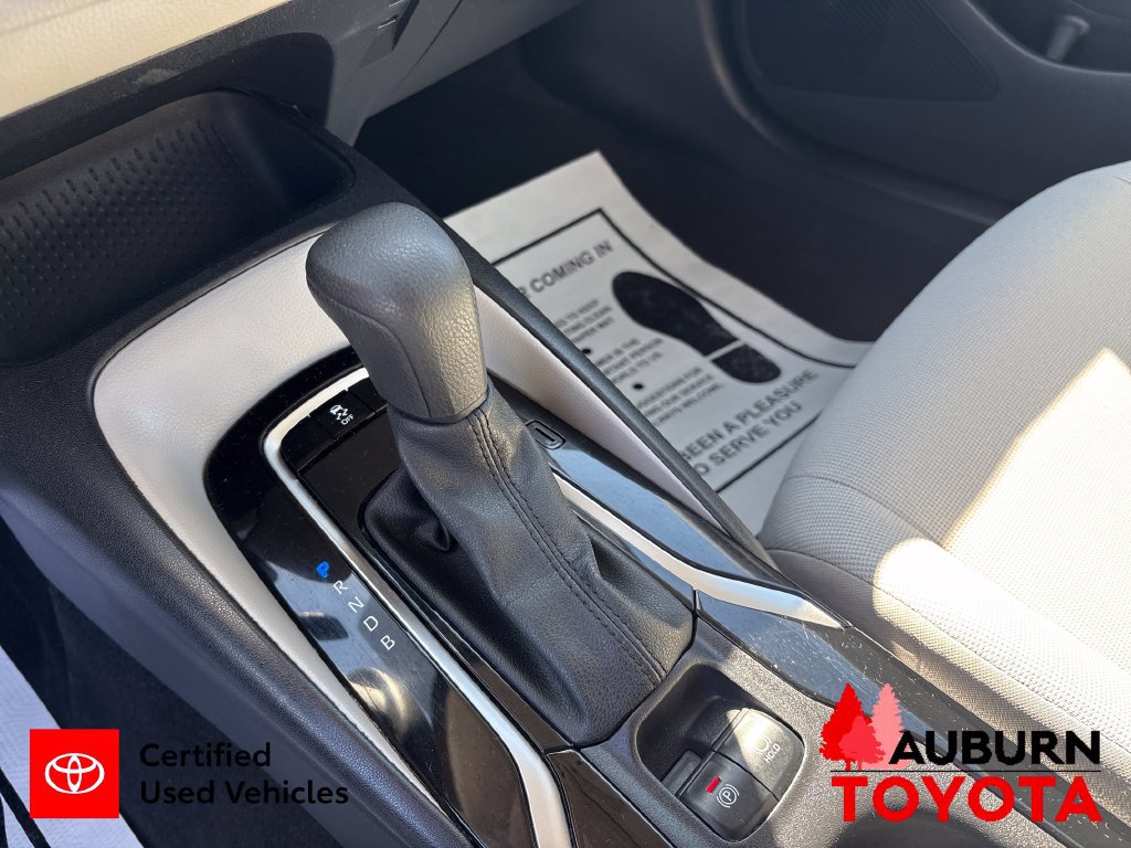 Certified 2021 Toyota Corolla LE FWD image 15