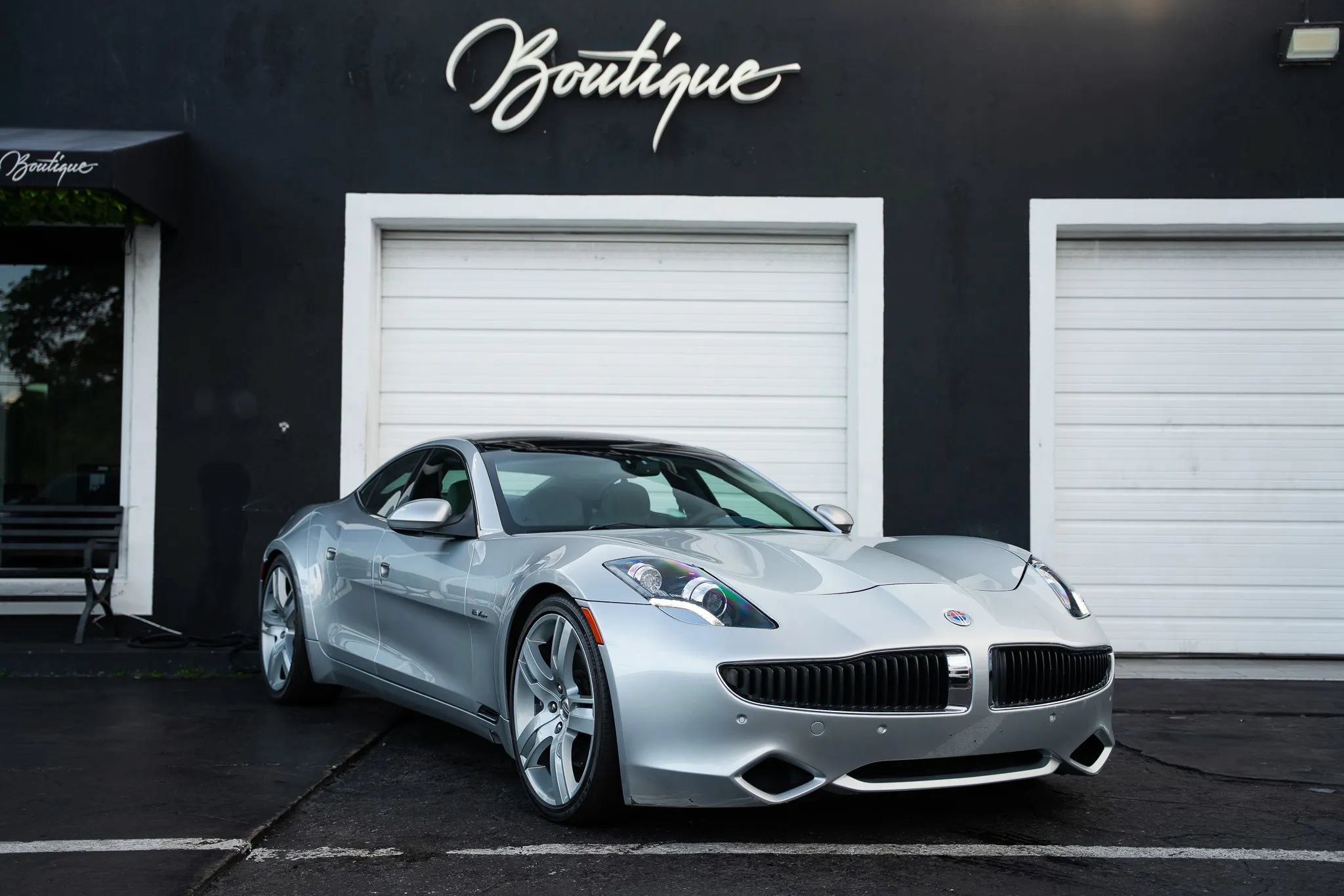 Used 2012 Fisker Karma EcoChic RWD image 1