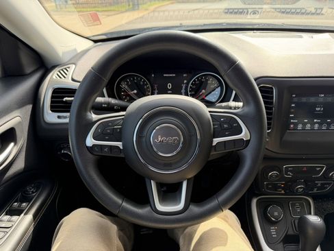 Used 2018 Jeep Compass Sport w/ Tech Group image 29