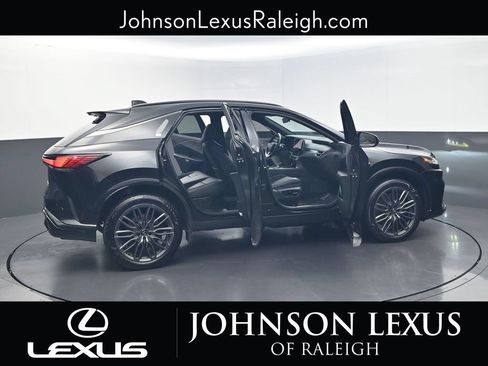 Used 2023 Lexus RX 500h F Sport w/ Cold Area Package AWD/4WD image 32