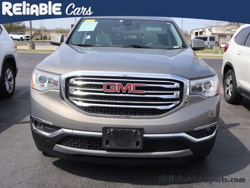 Used 2019 GMC Acadia SLT w/ LPO, Floor Liner Package image 7
