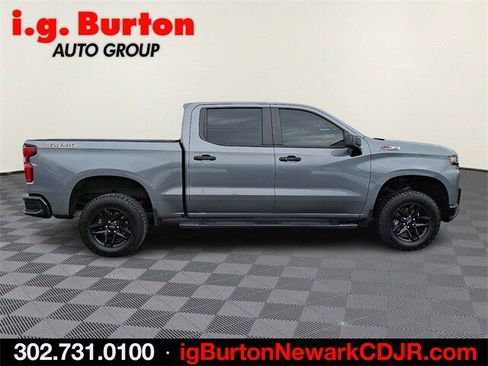 Used 2021 Chevrolet Silverado 1500 LT Trail Boss w/ Convenience Package II image 7