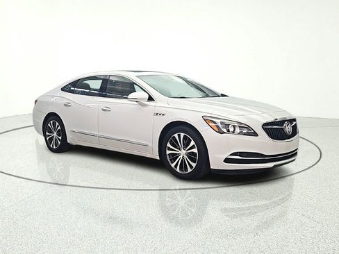 Used 2017 Buick LaCrosse Essence w/ Sun and Shade Package FWD image 8