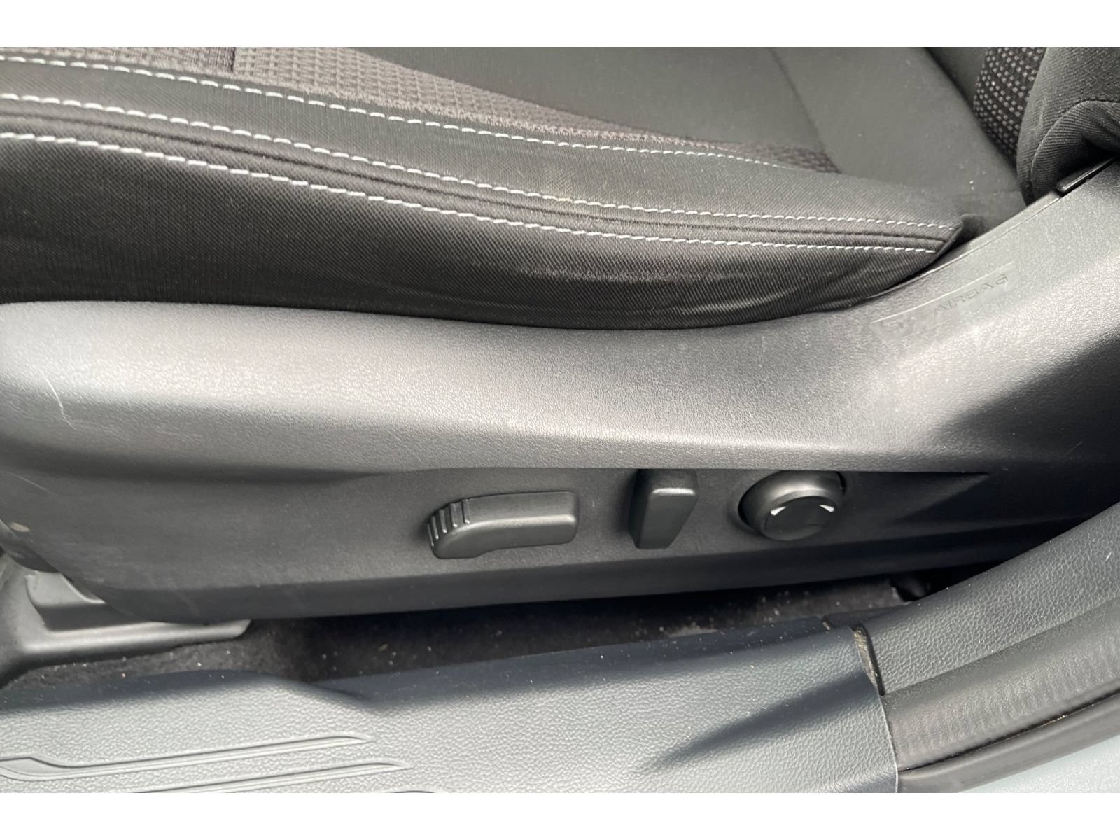 Certified 2024 Subaru Outback Premium AWD/4WD image 13