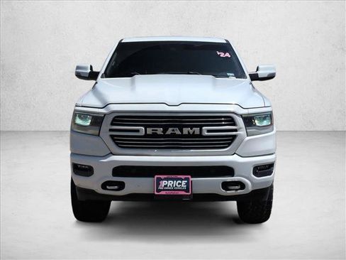 Used 2024 RAM 1500 Laramie AWD/4WD image 2
