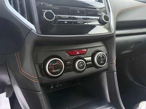 Used 2023 Subaru Crosstrek 2.0i Premium image 29