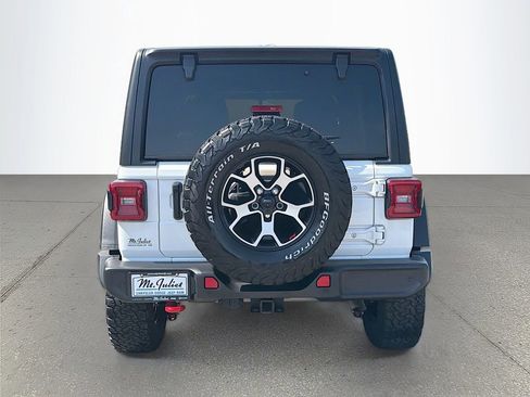 Used 2022 Jeep Wrangler Unlimited Rubicon w/ LED Lighting Group AWD/4WD image 5