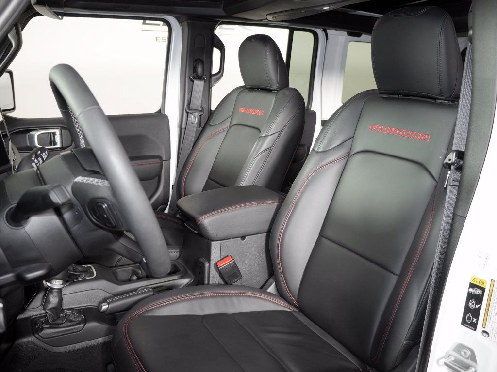 Used 2025 Jeep Wrangler Unlimited Rubicon AWD/4WD image 15