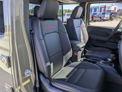 New 2025 Jeep Gladiator Rubicon w/ Safety Group image 30