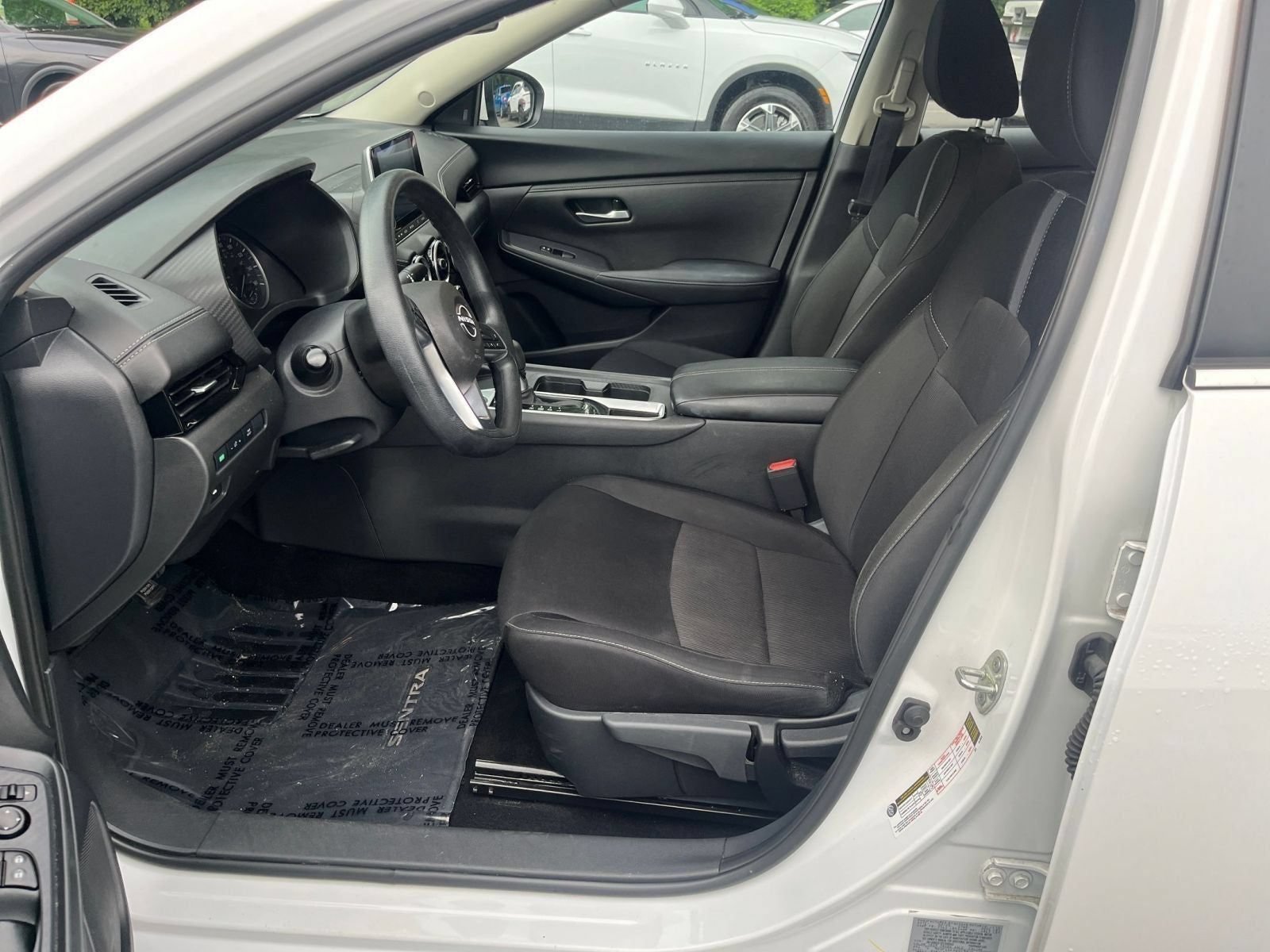 Used 2025 Nissan Sentra SV FWD image 22
