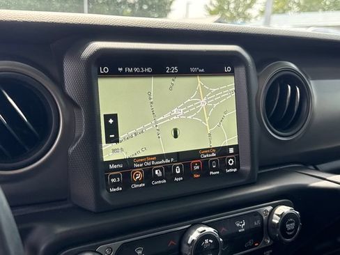 Used 2022 Jeep Wrangler Sport AWD/4WD image 22