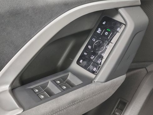 New 2025 Audi SQ5 Premium Plus image 20