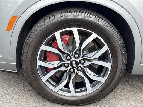 Used 2023 Cadillac XT6 Sport AWD/4WD image 7