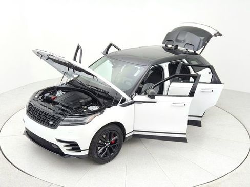 Used 2025 Land Rover Range Rover Velar Dynamic SE image 15