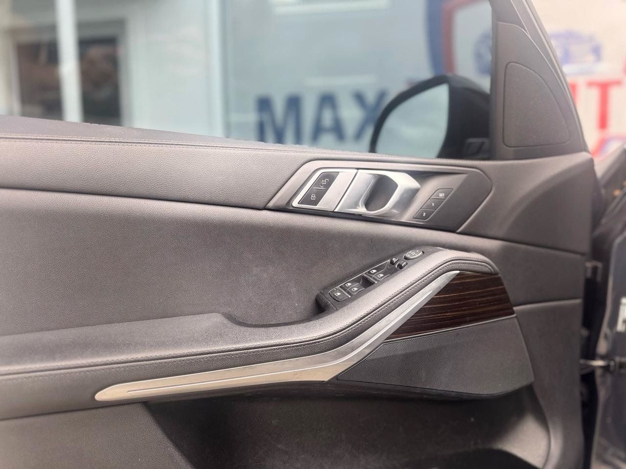 Used 2020 BMW X5 sDrive40i w/ Premium Package RWD image 43