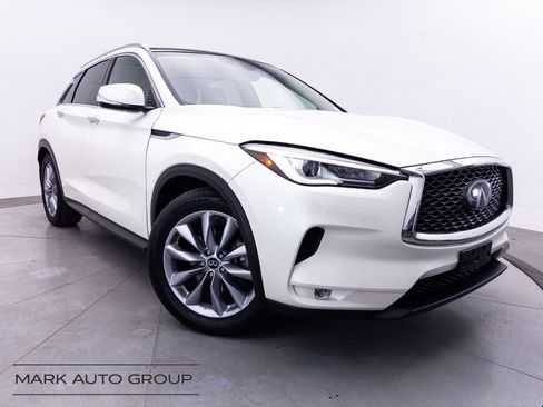 Used 2019 INFINITI QX50 Luxe w/ Cargo Package FWD image 1