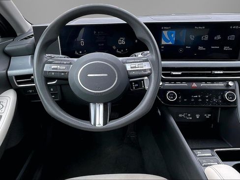 Used 2024 Hyundai Sonata SEL FWD image 8