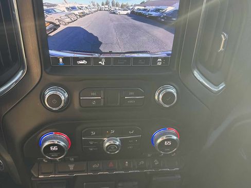 Used 2023 GMC Sierra 2500 AT4 w/ Gooseneck/5TH Wheel Package image 13