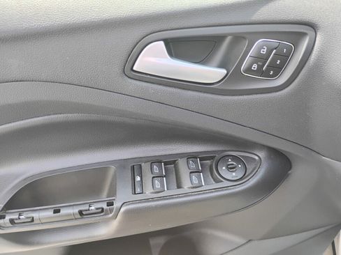 Used 2018 Ford Escape Titanium AWD/4WD image 13