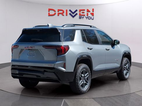 Used 2026 GMC Terrain AT4 w/ Convenience Package III AWD/4WD image 5