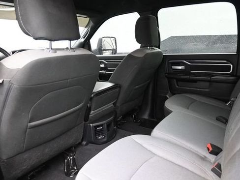 Used 2024 RAM 2500 Big Horn w/ Off Road Package AWD/4WD image 10