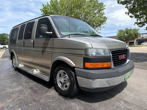Used 2003 GMC Savana 1500 w/ Preferred Equipment Group 3 RWD image 7