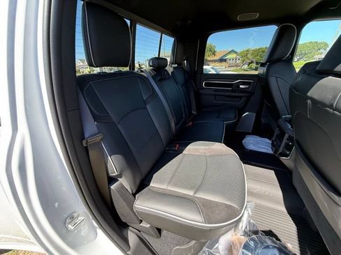 New 2026 RAM 3500 Laramie AWD/4WD image 12