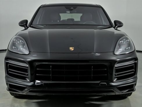 Used 2023 Porsche Cayenne GTS AWD/4WD image 5
