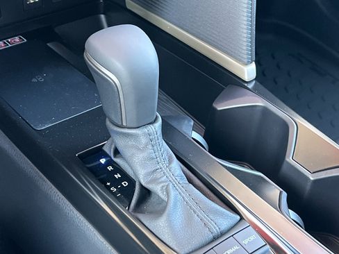 New 2026 Toyota Camry SE FWD image 21