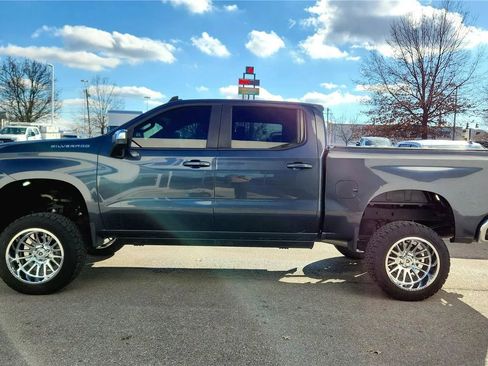 Used 2021 Chevrolet Silverado 1500 LT image 4