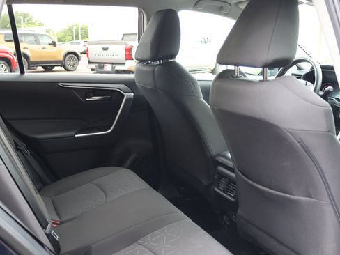 Certified 2024 Toyota RAV4 XLE FWD image 19