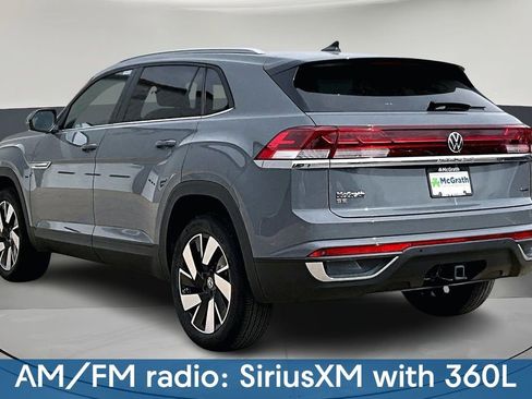 New 2026 Volkswagen Atlas Cross Sport SE image 3