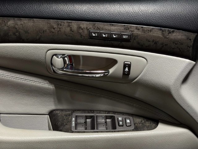 Used 2012 Lexus LS 460 AWD w/ Luxury Value Edition image 20