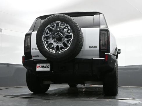 Used 2025 GMC Hummer EV 3X AWD/4WD image 41
