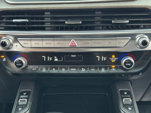 Used 2022 Kia Telluride EX w/ EX Premium Package image 27